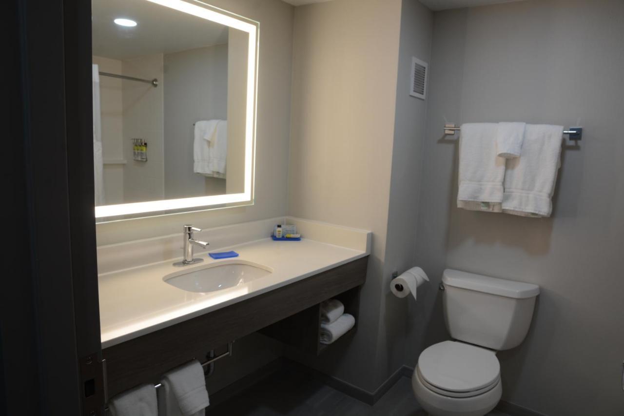 Holiday Inn Express Athens By Ihg Exterior foto
